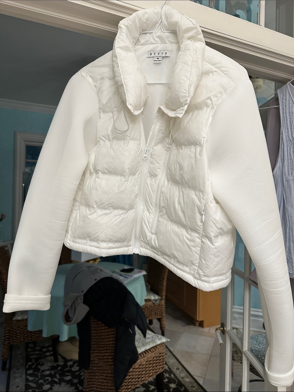 HYFVE White Puffer-Sleeve Cropped Jacket